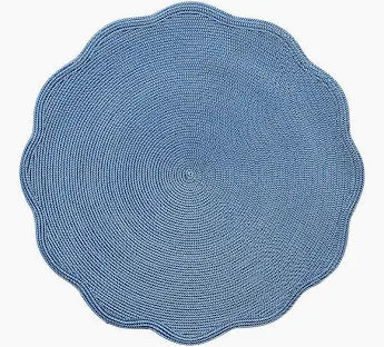 Scalloped placemat