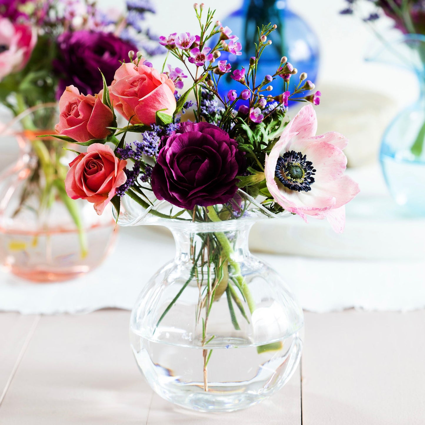Hibiscus Bud vase clear