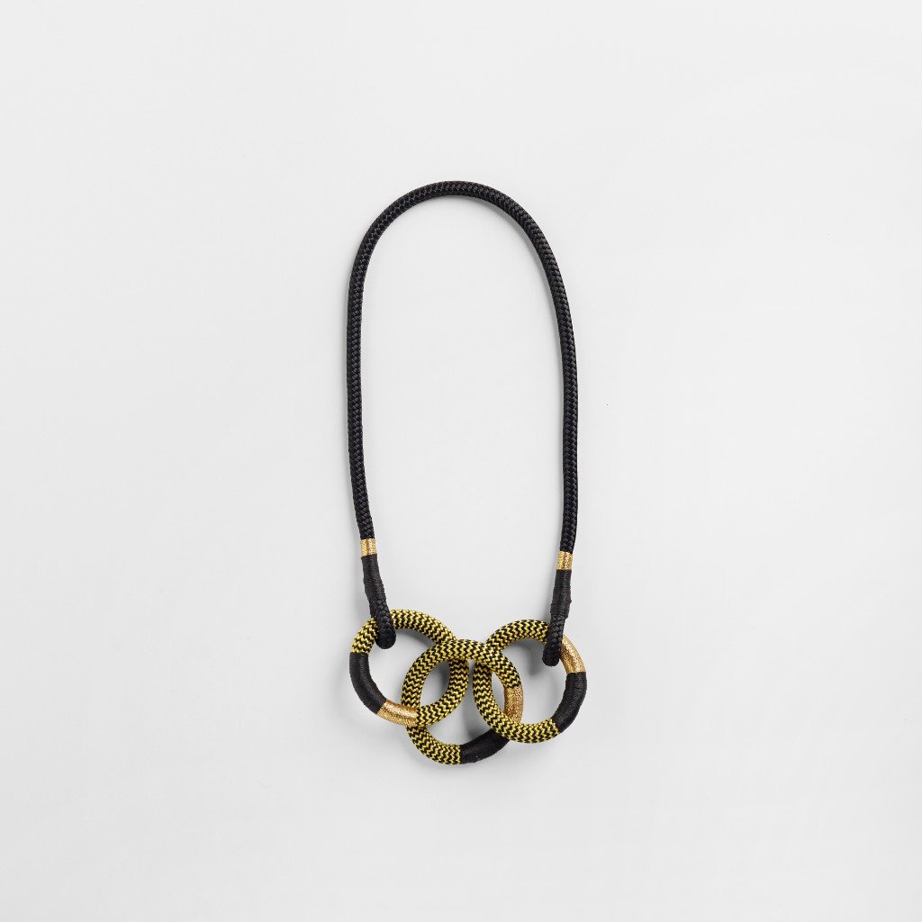 Dynamic Cirque Necklace - Yellow